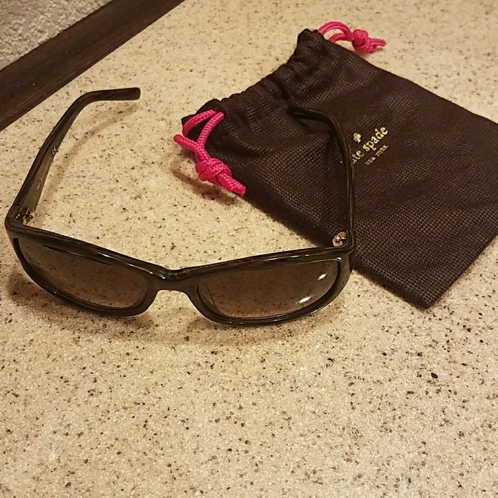 Kate spade sunglasses.